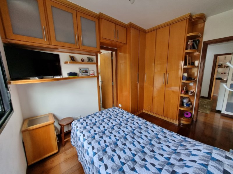 Apartamento em São Paulo | Apartamento à venda no bairro Chácara Inglesa em São Paulo/SP | 3 quartos, 3 suítes, 3 vagas | 230m² | Alto Padrão / Luxo
