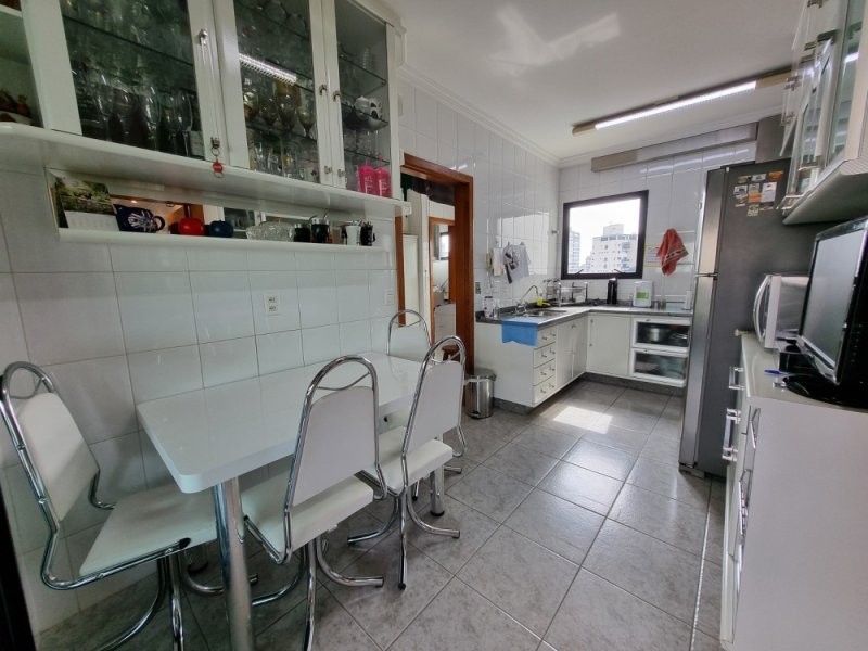 Apartamento em São Paulo | Apartamento à venda no bairro Chácara Inglesa em São Paulo/SP | 3 quartos, 3 suítes, 3 vagas | 230m² | Alto Padrão / Luxo