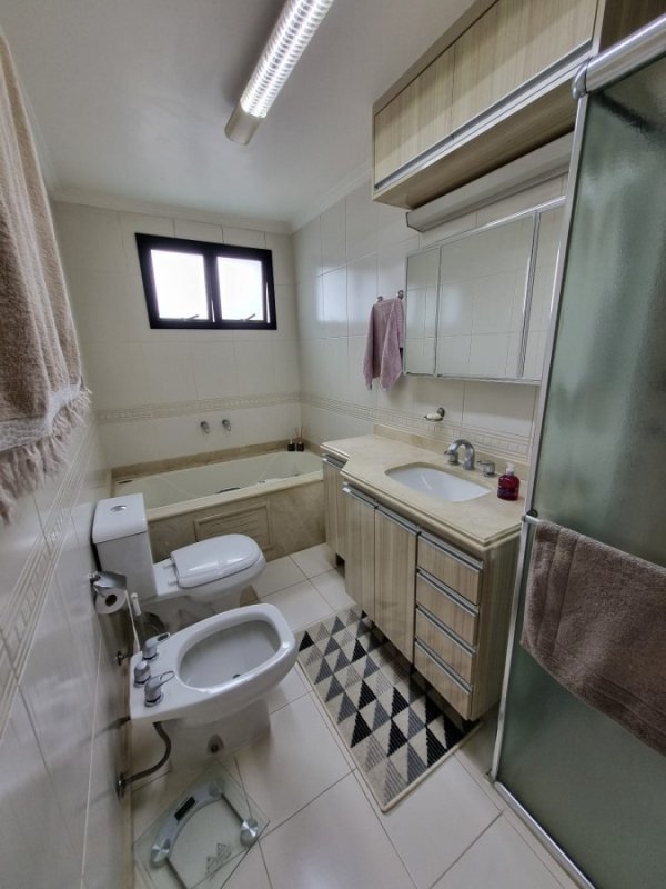 Apartamento em São Paulo | Apartamento à venda no bairro Chácara Inglesa em São Paulo/SP | 3 quartos, 3 suítes, 3 vagas | 230m² | Alto Padrão / Luxo