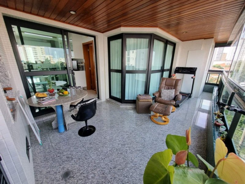 Apartamento em São Paulo | Apartamento à venda no bairro Chácara Inglesa em São Paulo/SP | 3 quartos, 3 suítes, 3 vagas | 230m² | Alto Padrão / Luxo