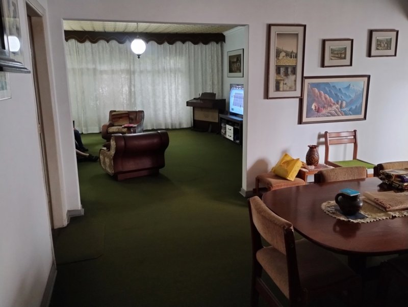 Casa em São Paulo | Casa à venda no bairro Chácara Inglesa em São Paulo/SP | 3 quartos, 3 vagas | 180m² | Alto Padrão / Luxo