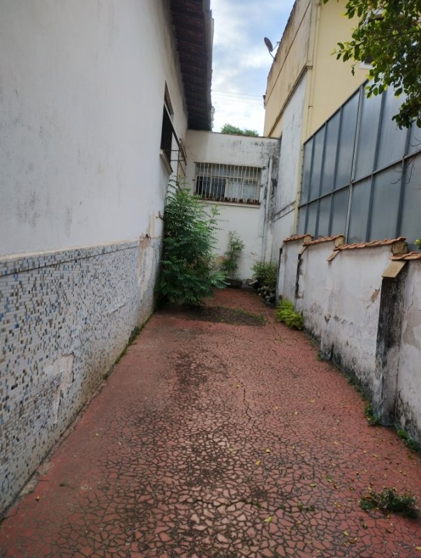 Casa em São Paulo | Casa à venda no bairro Chácara Inglesa em São Paulo/SP | 3 quartos, 3 vagas | 180m² | Alto Padrão / Luxo