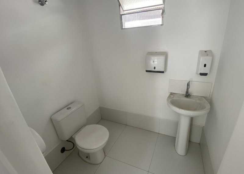 Casa em São Paulo | Casa à locação no bairro Santo Amaro em São Paulo/SP, 7 vagas | 380m² | Oportunidade
