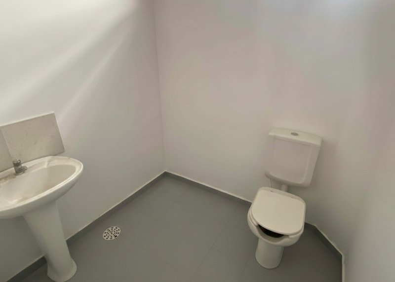 Casa em São Paulo | Casa à locação no bairro Santo Amaro em São Paulo/SP, 7 vagas | 380m² | Oportunidade