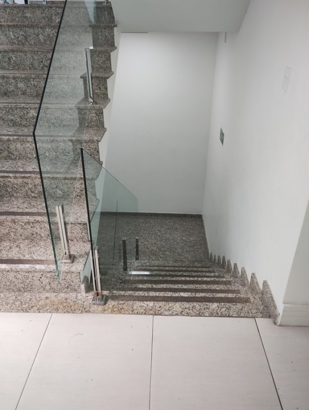 Prédio Comercial em São Paulo | Prédio Comercial à locação no bairro Chácara Inglesa em São Paulo/SP | 537m² | Oportunidade